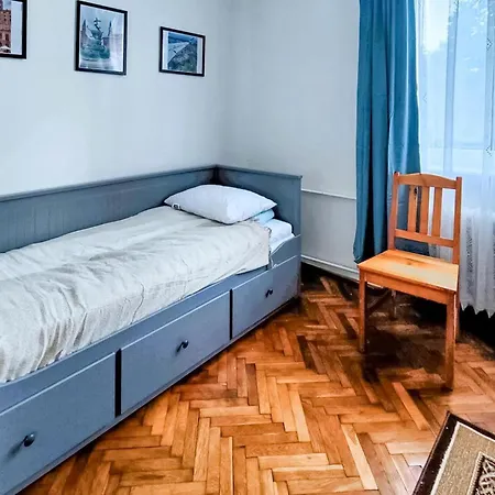 1 Bedroom In Apartament *